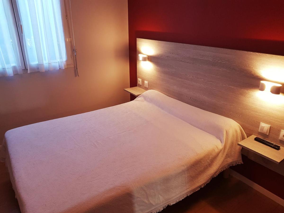 Hotel Restaurant Le Bourgneuf Morlaas Dış mekan fotoğraf