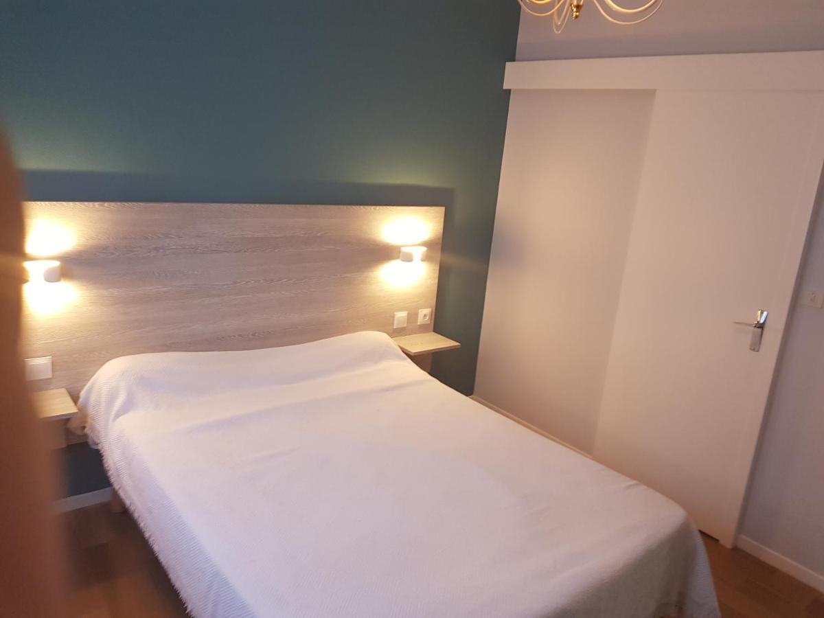 Hotel Restaurant Le Bourgneuf Morlaas Dış mekan fotoğraf